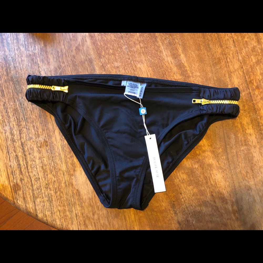 Bleu Rod Beattie Bathing Suit Bottoms